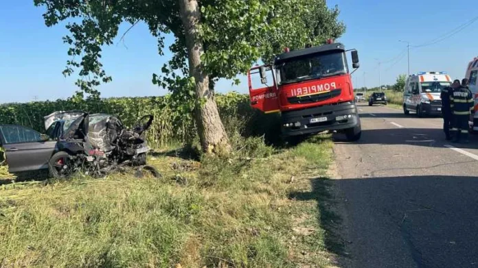 Femeie de 70 de ani, transportată la spital după un accident pe DN2-E85, în afara localității Zărnești