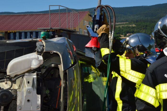 Accident pe DN2B, în C.A. Rosetti. Cinci persoane sunt evaluate medical