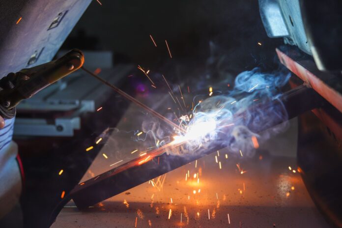 Doi elevi din Buzău reprezintă România la WorldSkills Shanghai 2026. Probele susținute la instalații electrice și sudură
