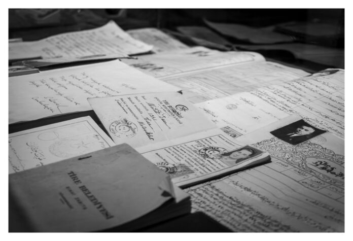 Documente, litere și fotografii vechi, prezentate de Arhivele Naționale Buzău la „Noaptea Cercetătorilor Europeni”