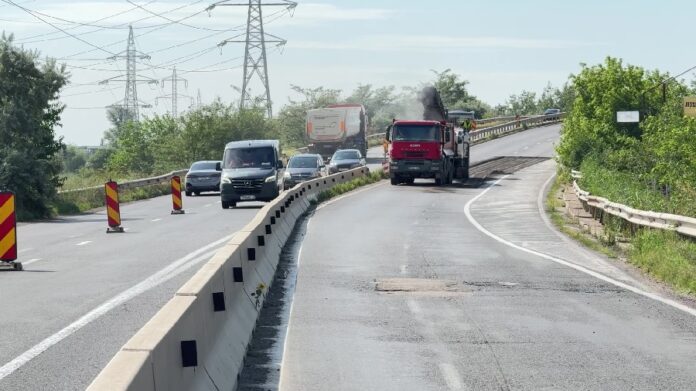 Restricții de circulație pe pasarela Nehoiașu. Lucrările sunt estimate să dureze o săptămână