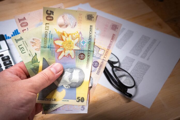 Percheziții în Buzău într-un dosar de evaziune fiscală. Trei bărbați, duși la audieri