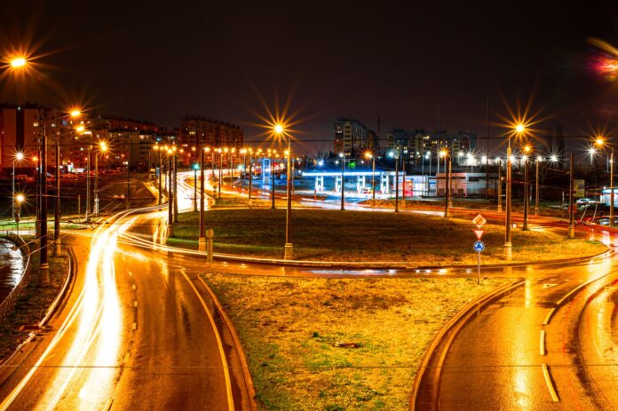 Girație sau semafoare la intersecția Averescu cu Spiru Haret. Decizia va fi luată după finalizarea lucrărilor